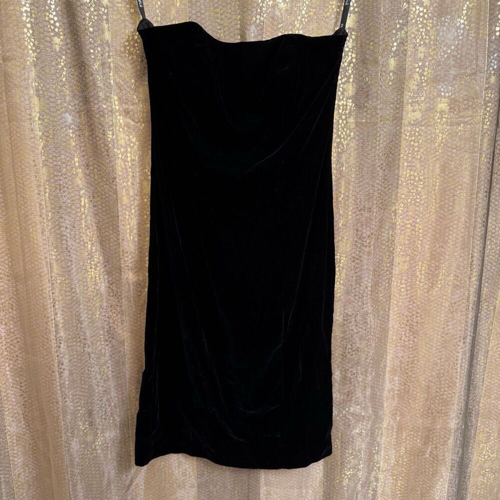 Vintage Niki Livas Originals USA Black Velvet Strapless Mini Dress Size 4